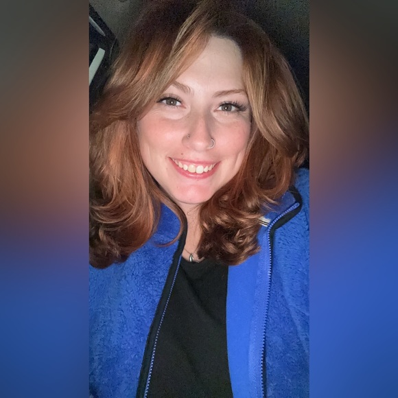 Meet your Posher, Kaitlyn - Picture 2 of 2